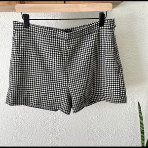Zara Houndstooth short